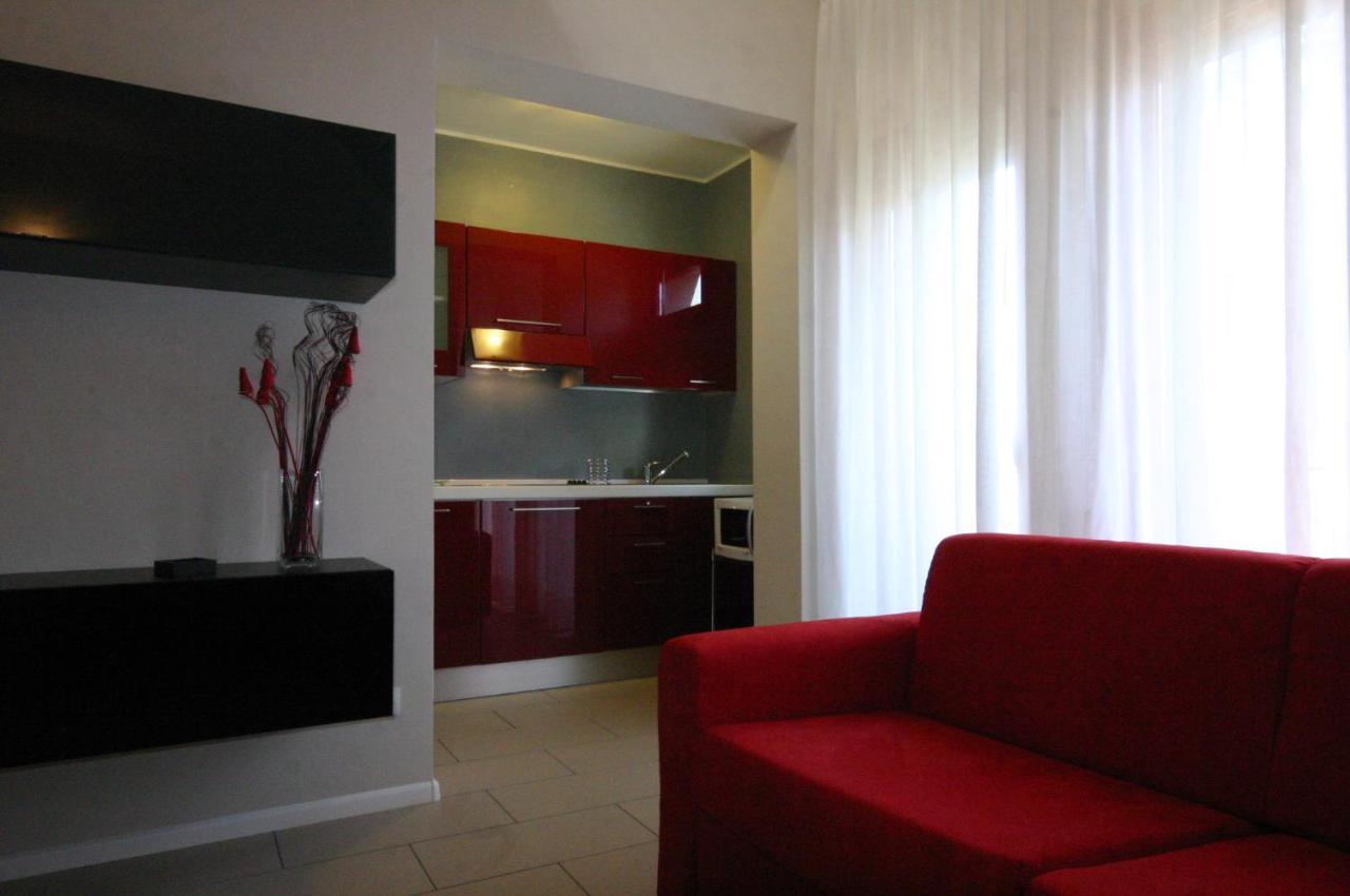 Re Martino Residence Catania Bagian luar foto